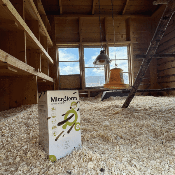 Microferm - Rengöring till hönshuset - Bild 4